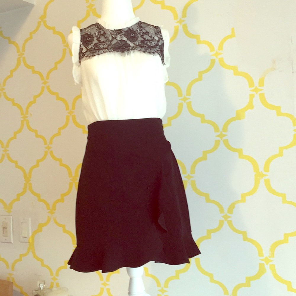 New Club Monaco skirt